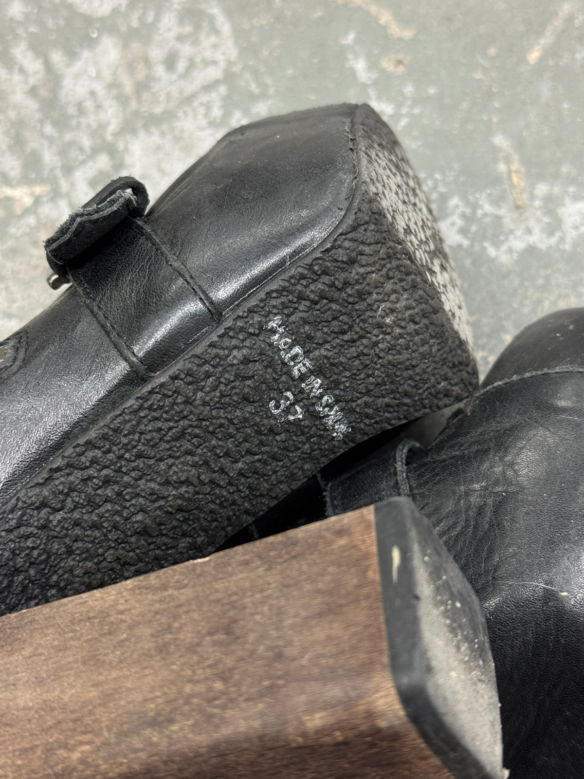 Vintage Genuine Leather Heels