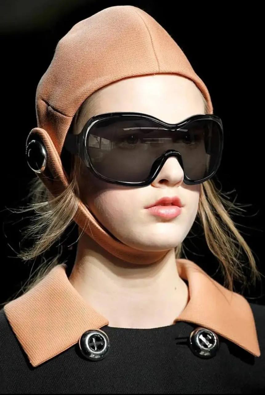 Prada Oversized Sunglasses FW 2010/2011