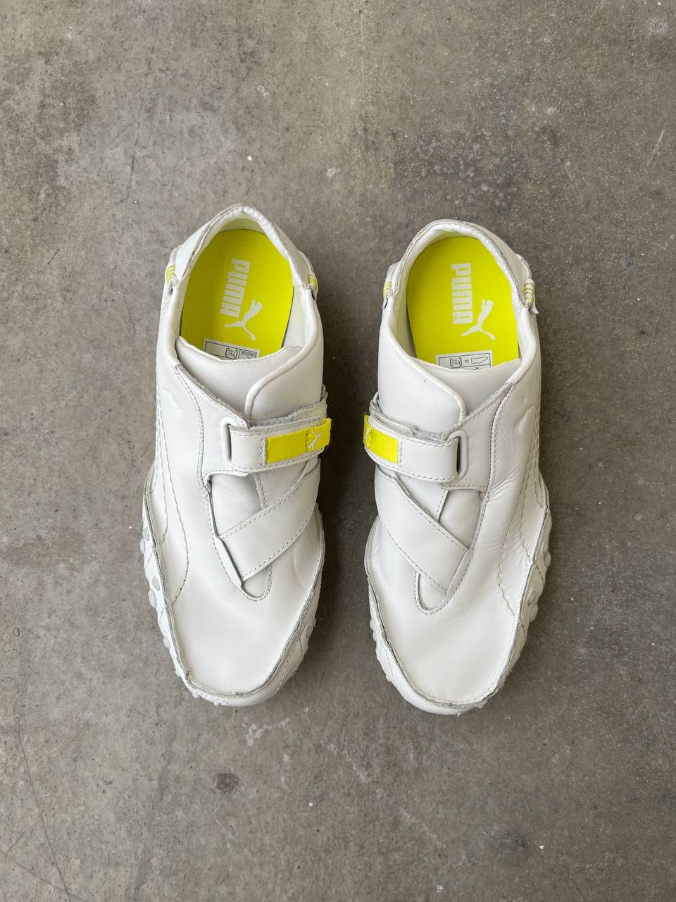 Vintage 2000s Puma Amoko Sneakers