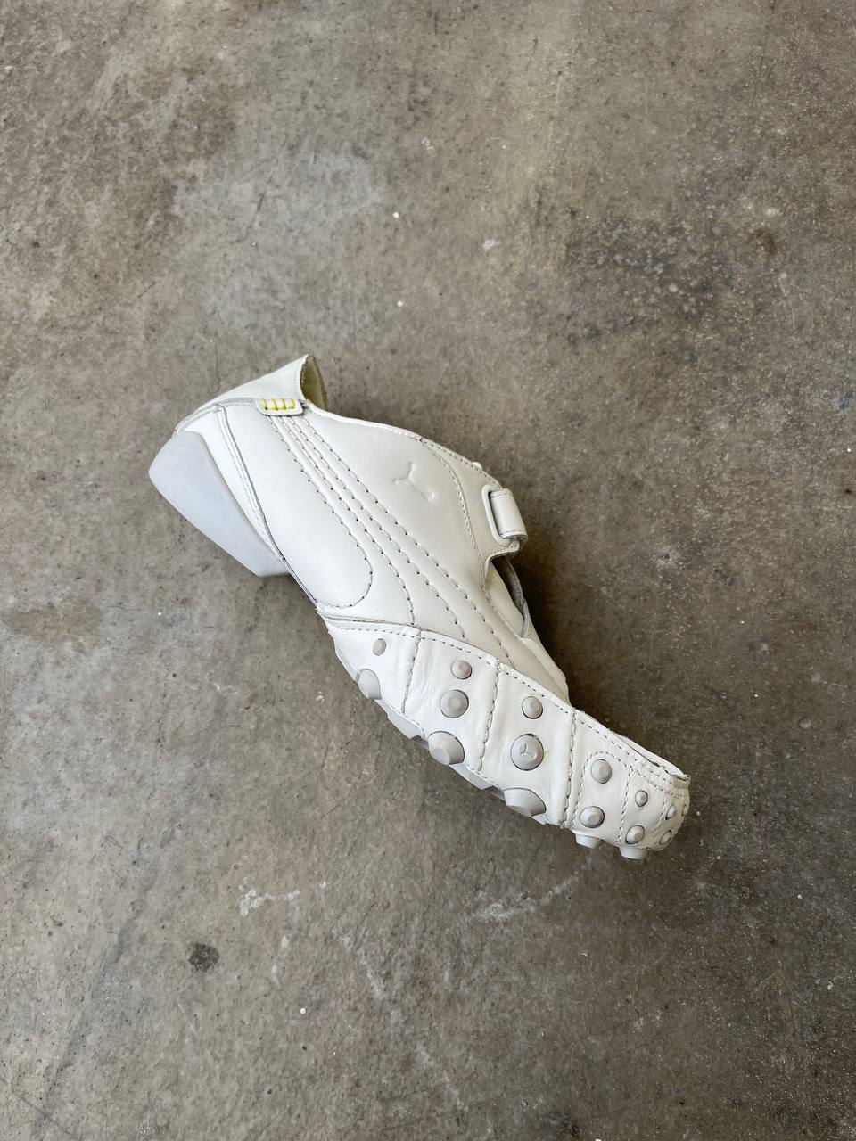 Vintage 2000s Puma Amoko Sneakers