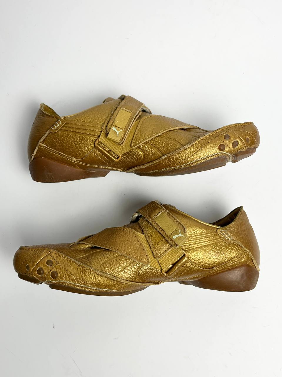 Vintage 2000s Puma Amoko Gold Sneakers