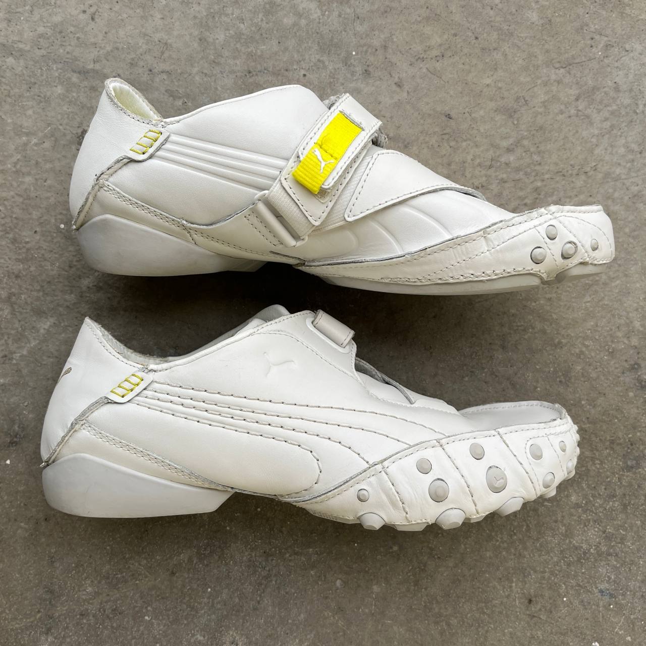 Vintage 2000s Puma Amoko Sneakers
