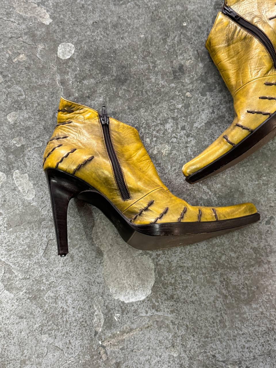 Y2K Leather Heels Vintage Made in Italy