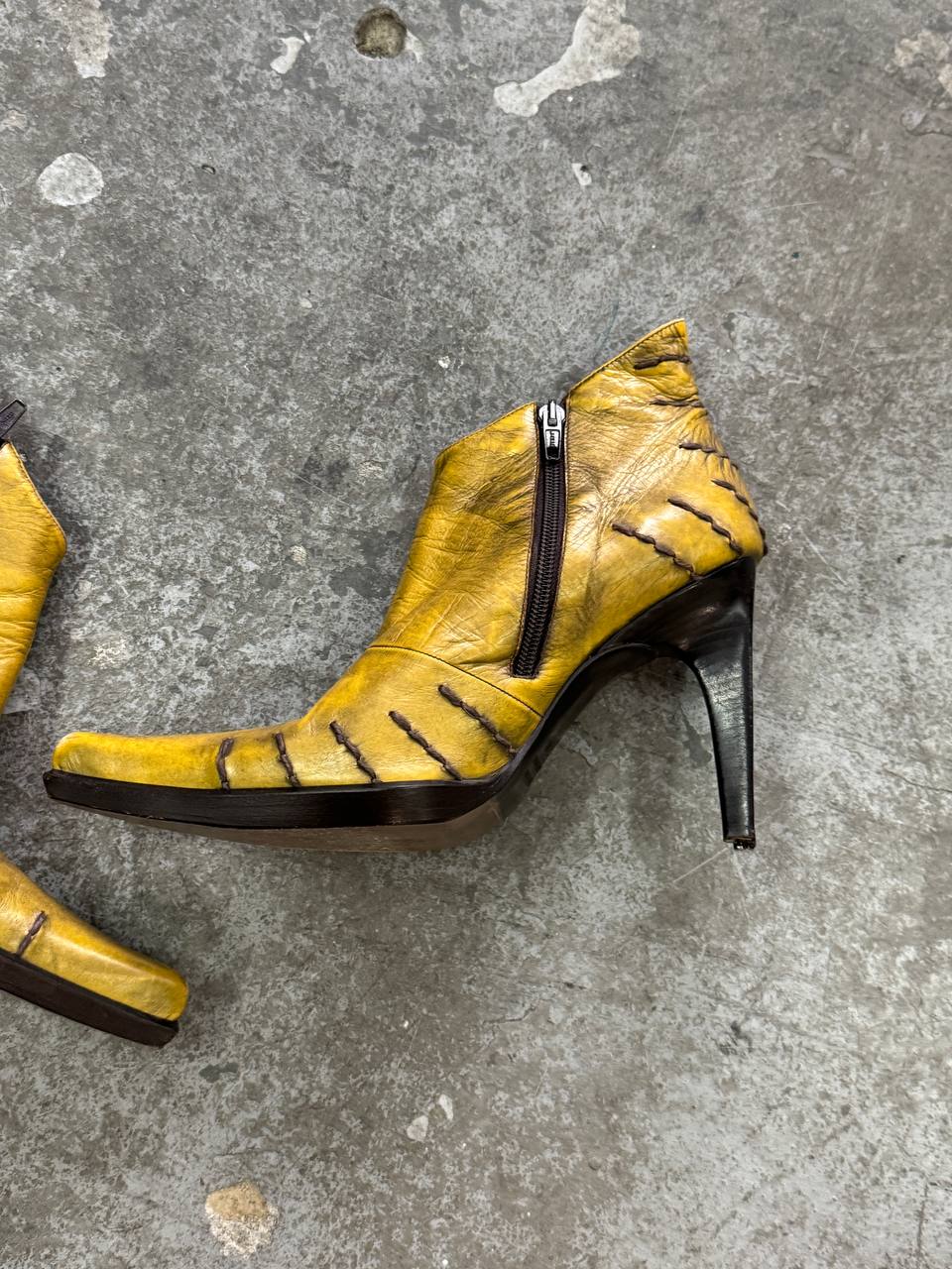 Y2K Leather Heels Vintage Made in Italy